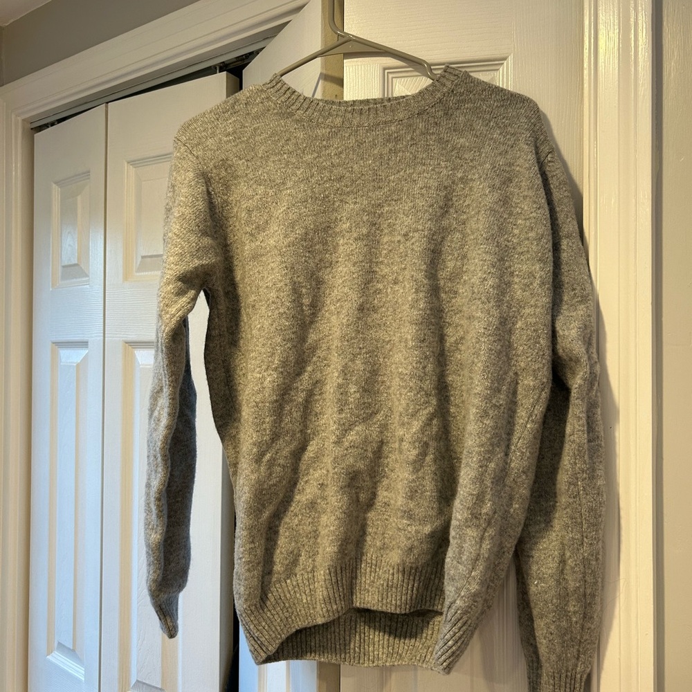 Brandy Melville Sweater